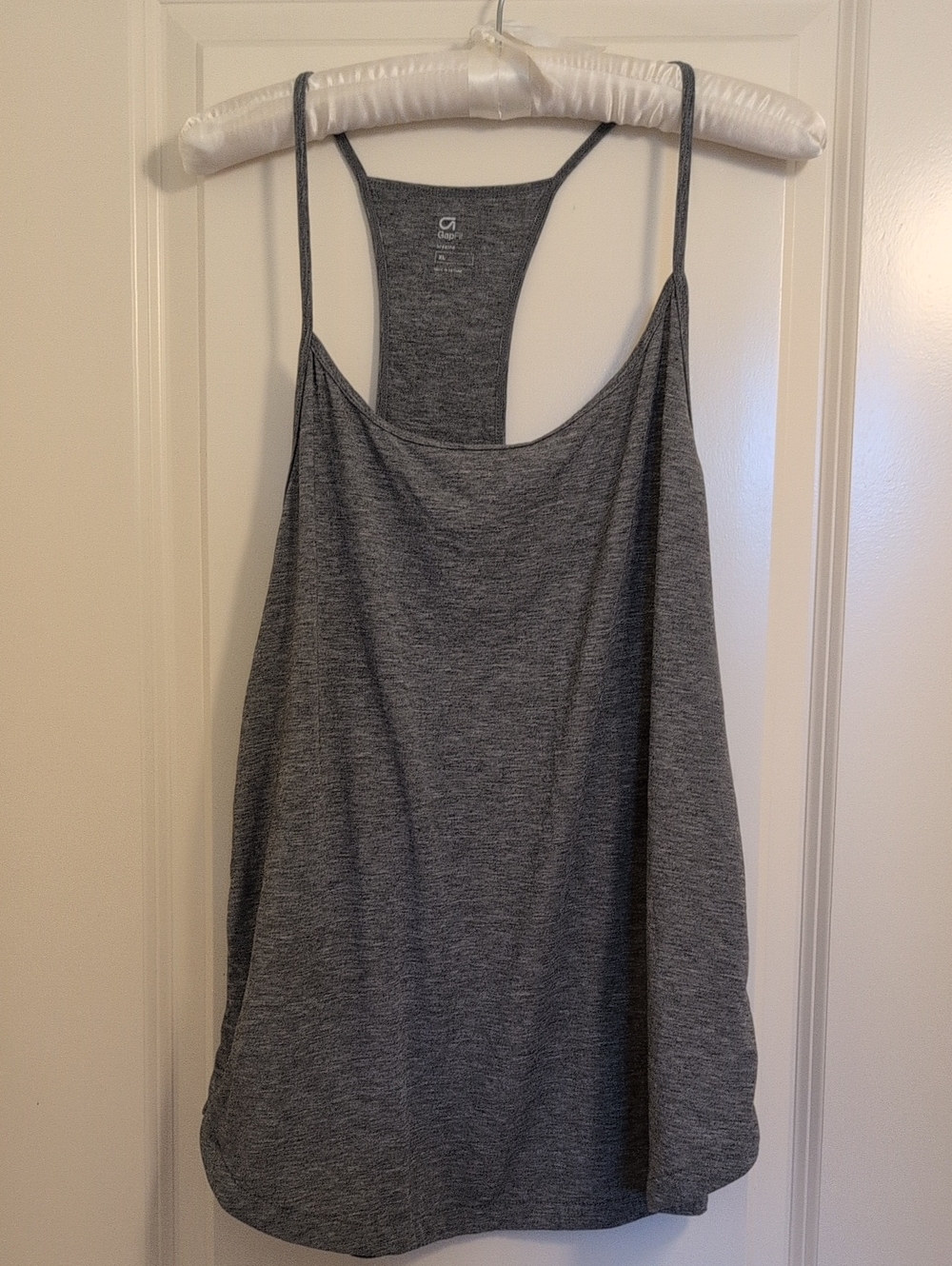 GapFit Breathe Tank Top - Heather Gray